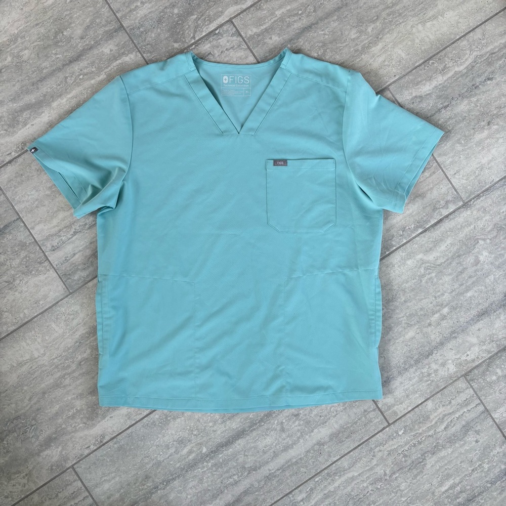 Figs Men's Light‎ Blue Short Sleeve Tee